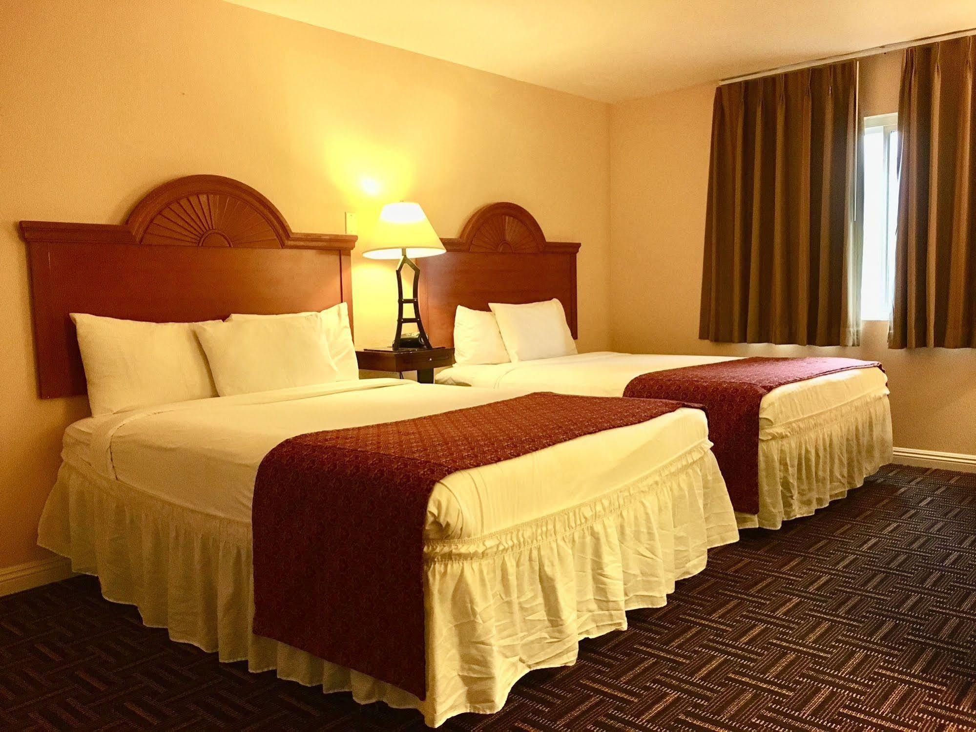 The Lemon Tree Hotel Anaheim Exterior foto