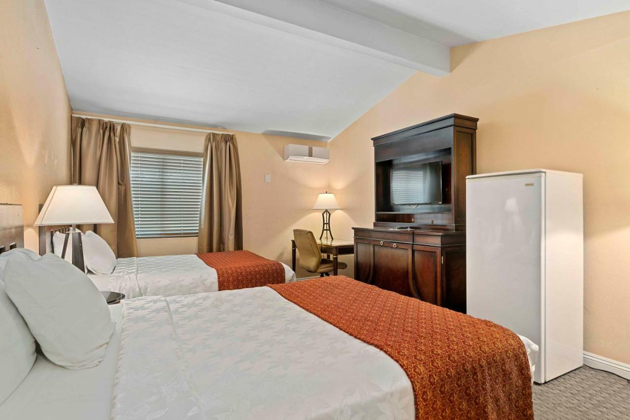The Lemon Tree Hotel Anaheim Exterior foto